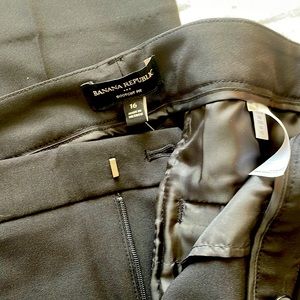 Banana republic dress pants. 16. Black.